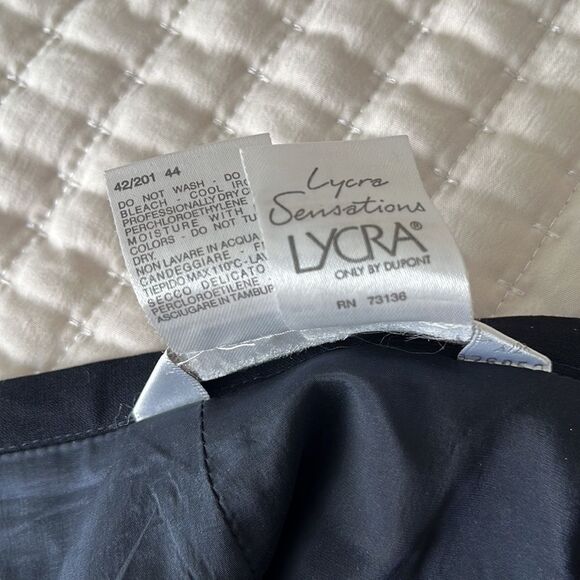 MaxMara Navy‎ Blue Pencil Skirt Size 10 - Picture 6 of 9